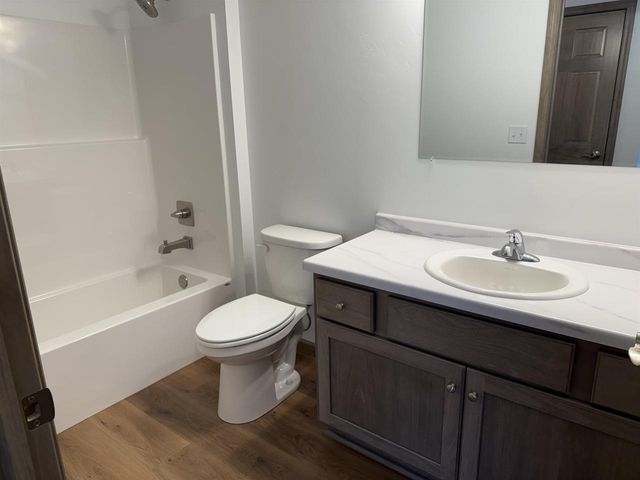 3873 WOODSIDE DRIVE, Pulaski, WI 54162