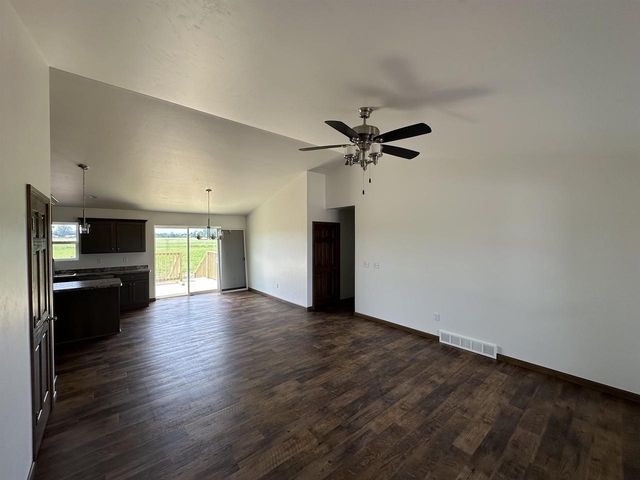 3873 WOODSIDE DRIVE, Pulaski, WI 54162