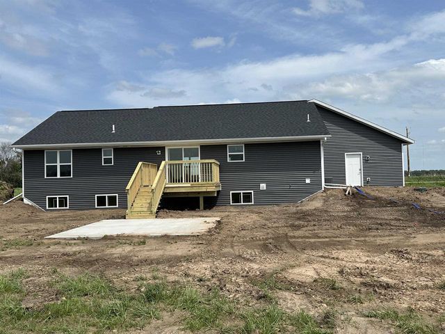 3873 WOODSIDE DRIVE, Pulaski, WI 54162
