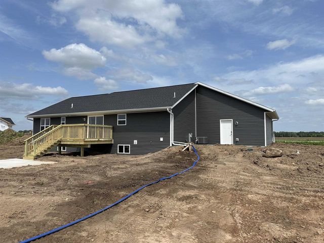 3873 WOODSIDE DRIVE, Pulaski, WI 54162