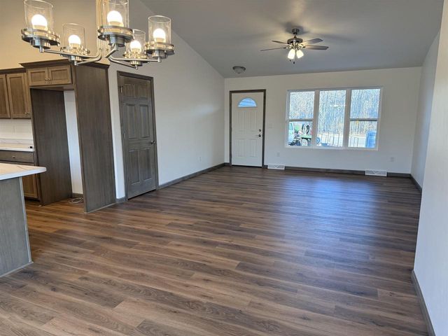 3873 WOODSIDE DRIVE, Pulaski, WI 54162