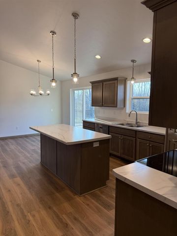 3873 WOODSIDE DRIVE, Pulaski, WI 54162