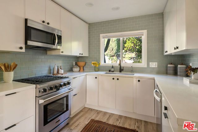 4918 Seldner Avenue, Los Angeles, CA 90032