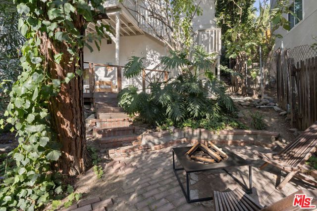 4918 Seldner Avenue, Los Angeles, CA 90032