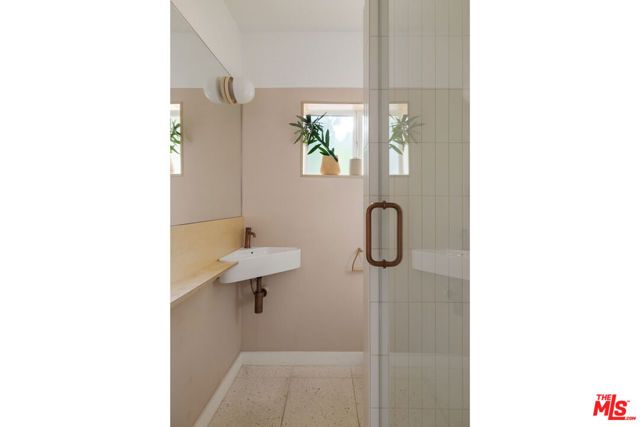 4918 Seldner Avenue, Los Angeles, CA 90032