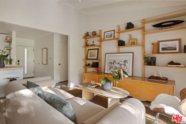 4918 Seldner Avenue, Los Angeles, CA 90032