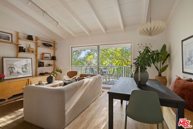 4918 Seldner Avenue, Los Angeles, CA 90032