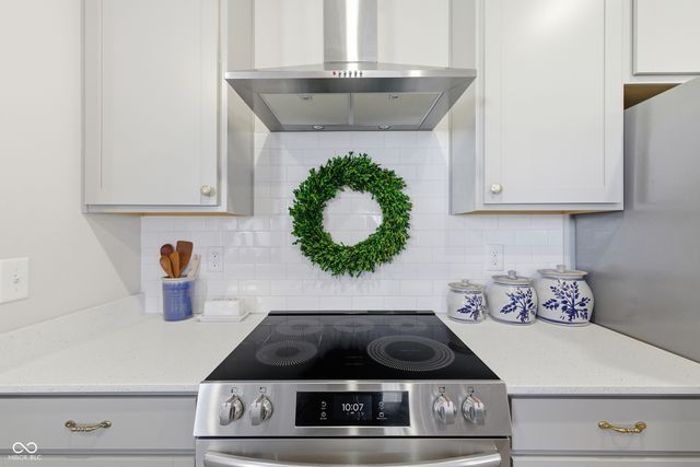 1488 Pine bark Lane, Sheridan, IN 46069