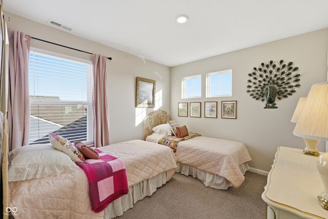 1488 Pine bark Lane, Sheridan, IN 46069