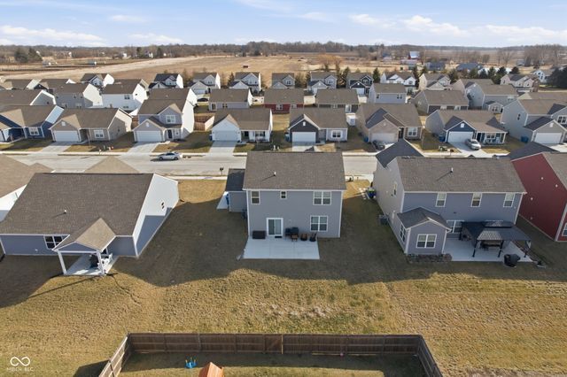 1488 Pine bark Lane, Sheridan, IN 46069