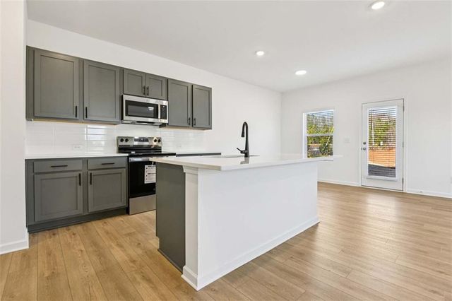 6692 Armonia SW Drive, Mableton, GA 30126