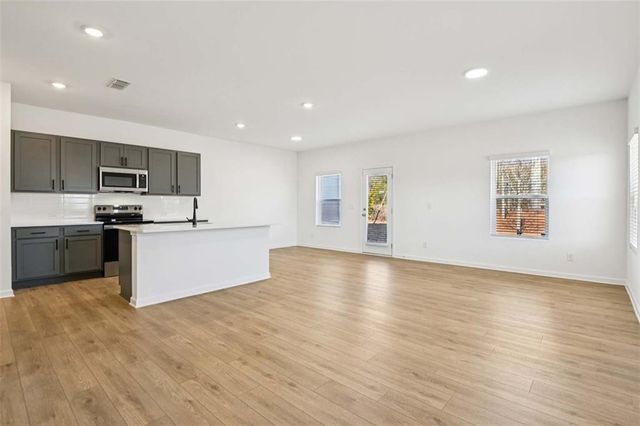 6692 Armonia SW Drive, Mableton, GA 30126