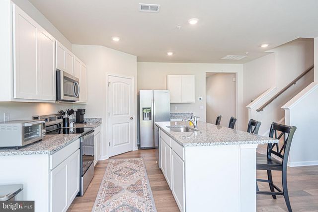 1311 FAIRVIEW LN, Salisbury, MD 21801
