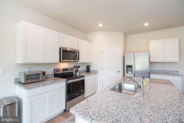 1311 FAIRVIEW LN, Salisbury, MD 21801