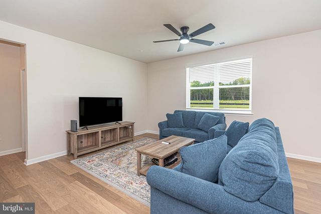 1311 FAIRVIEW LN, Salisbury, MD 21801