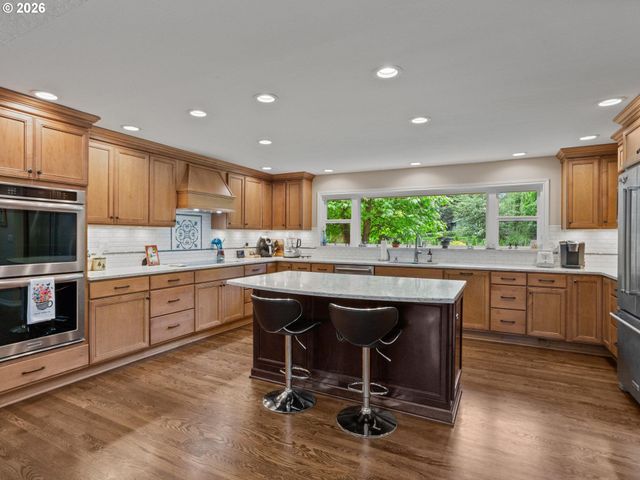 1714 Nw 109TH St, Vancouver, WA 98685