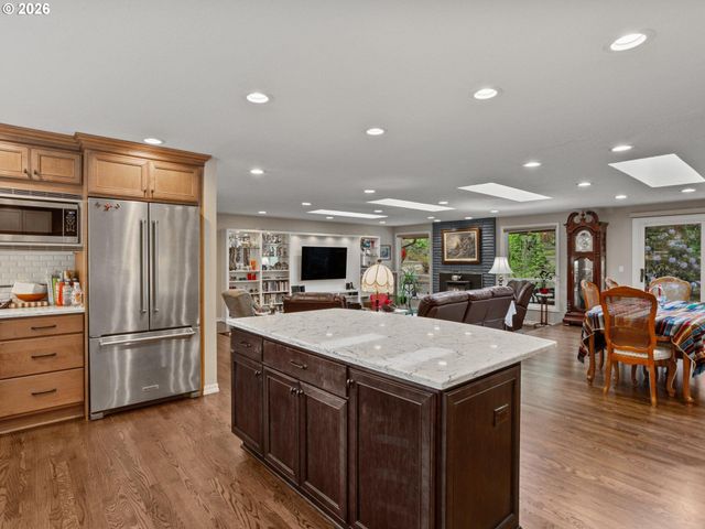 1714 Nw 109TH St, Vancouver, WA 98685