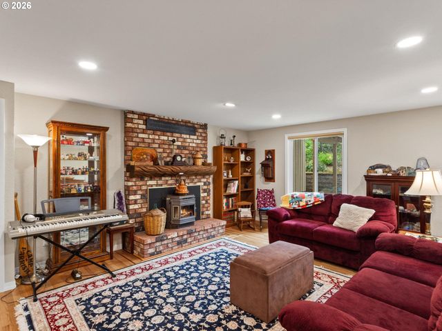 1714 Nw 109TH St, Vancouver, WA 98685