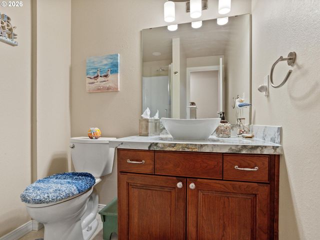 1714 Nw 109TH St, Vancouver, WA 98685