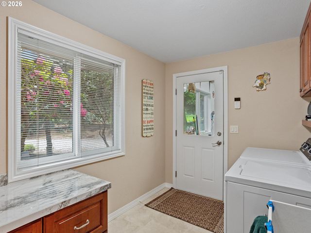 1714 Nw 109TH St, Vancouver, WA 98685