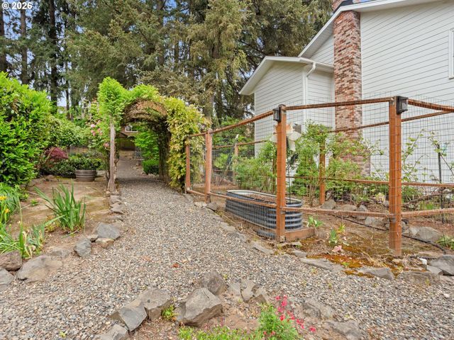 1714 Nw 109TH St, Vancouver, WA 98685