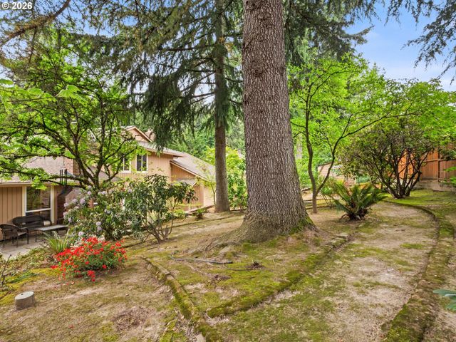1714 Nw 109TH St, Vancouver, WA 98685