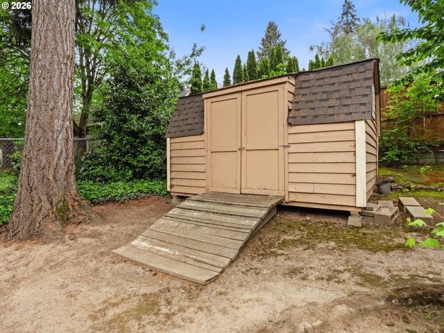 1714 Nw 109TH St, Vancouver, WA 98685