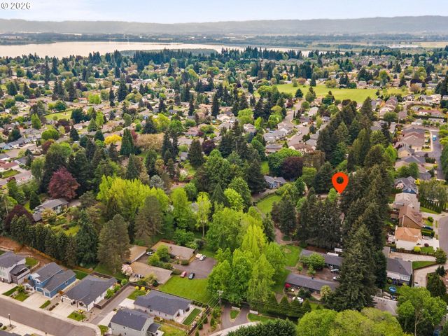 1714 Nw 109TH St, Vancouver, WA 98685