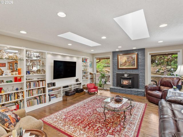 1714 Nw 109TH St, Vancouver, WA 98685