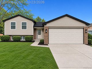 16103 Bayham Court, Clinton Charter Township, MI 48038