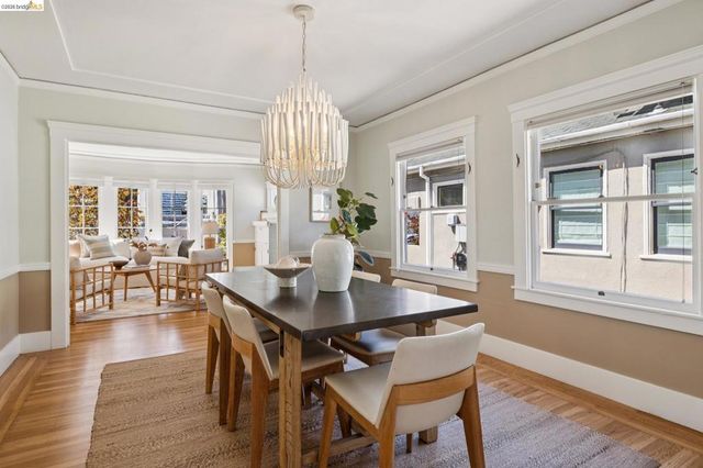 3027 Regent St, Berkeley, CA 94705