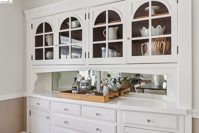 3027 Regent St, Berkeley, CA 94705