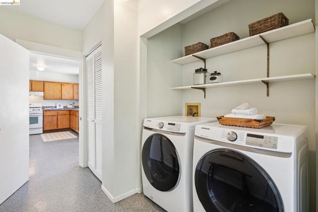 3027 Regent St, Berkeley, CA 94705
