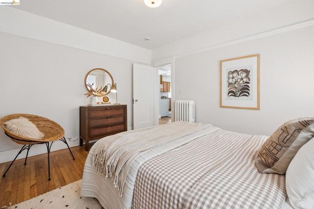 3027 Regent St, Berkeley, CA 94705