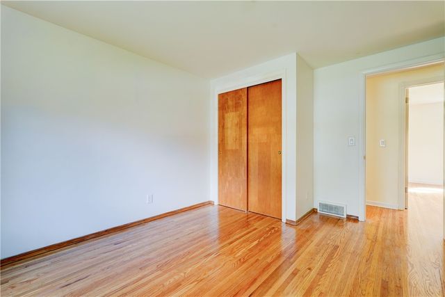 40 Smallwood Drive, Perinton, NY 14534