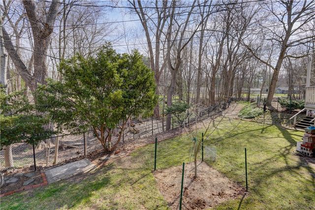 40 Smallwood Drive, Perinton, NY 14534