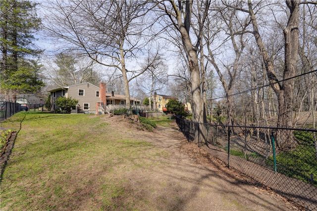 40 Smallwood Drive, Perinton, NY 14534