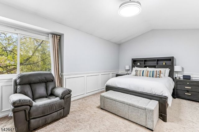 120 Long Acre Ct, Hillsborough Twp., NJ 08844