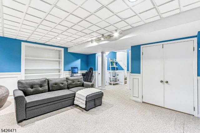 120 Long Acre Ct, Hillsborough Twp., NJ 08844