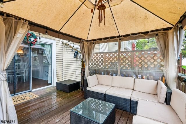 120 Long Acre Ct, Hillsborough Twp., NJ 08844