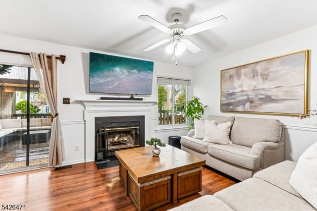 120 Long Acre Ct, Hillsborough Twp., NJ 08844