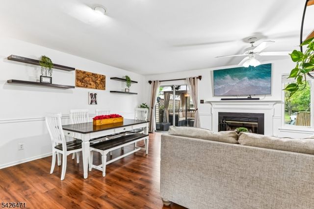 120 Long Acre Ct, Hillsborough Twp., NJ 08844