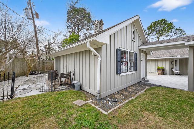 5743 Warm Springs Road, Houston, TX 77035