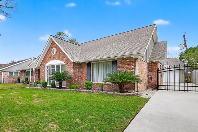 5743 Warm Springs Road, Houston, TX 77035