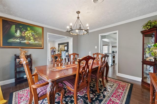 5743 Warm Springs Road, Houston, TX 77035