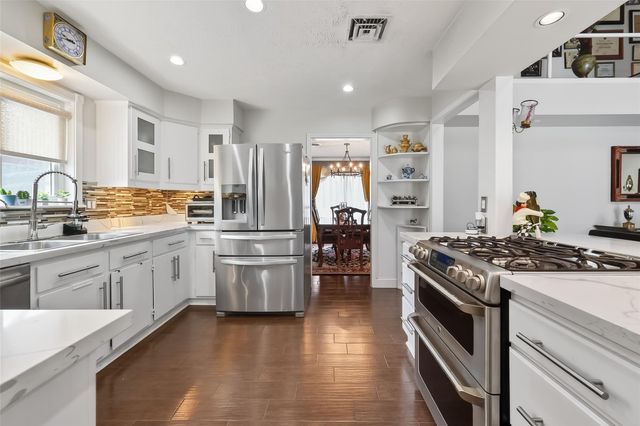 5743 Warm Springs Road, Houston, TX 77035