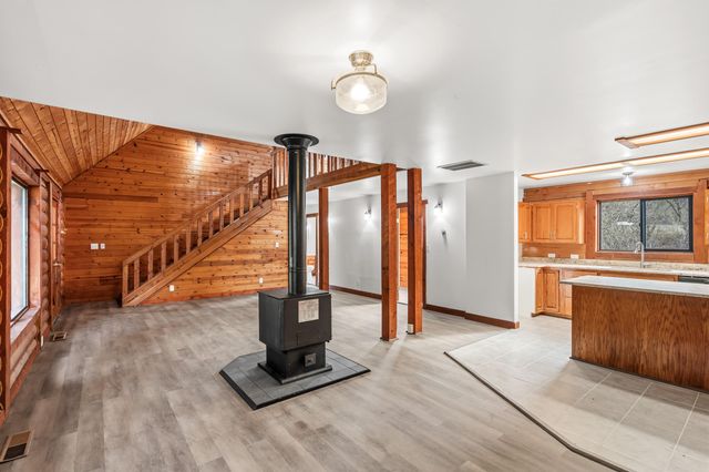 1514 Burbridge Drive, Rogue River, OR 97537