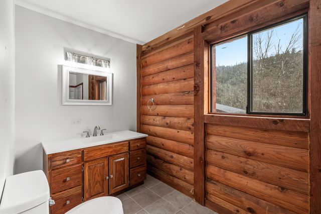 1514 Burbridge Drive, Rogue River, OR 97537