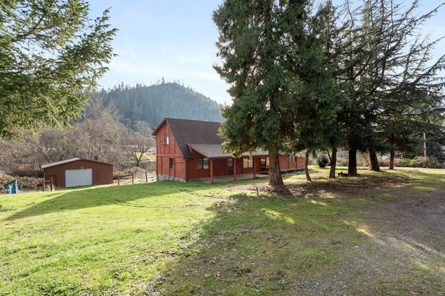 1514 Burbridge Drive, Rogue River, OR 97537