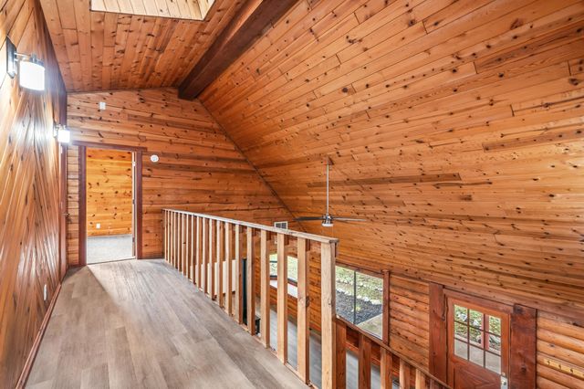 1514 Burbridge Drive, Rogue River, OR 97537